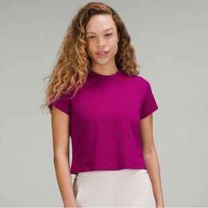 Lululemon‎ 2 Classic Fit Cotton Blend T-Shirt
Magenta Purple Boxy Basic New
